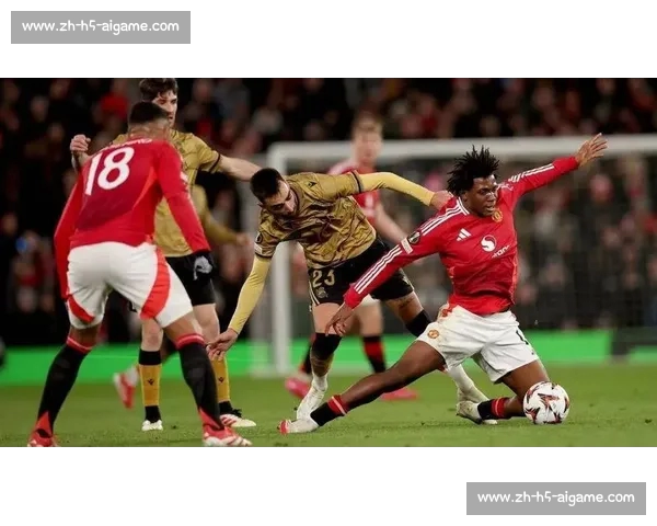 多古：曼联庞大球迷群体下的成长法则